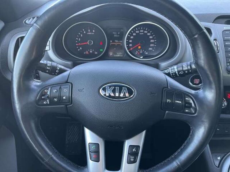 Kia Sportage Platinum Edition 4WD 2.0 CRDi Navi Keyless e-Sitze